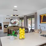 Villa Palmbeach By Interhome Lloret de Mar
