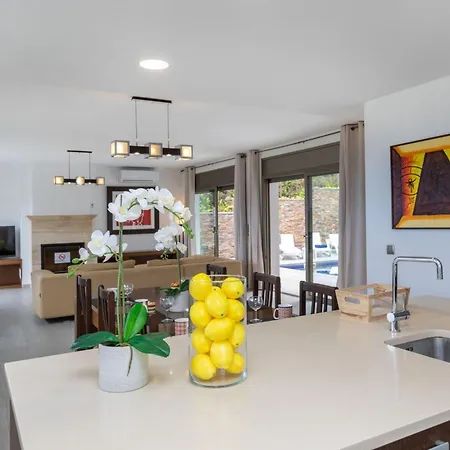 Willa Palmbeach By Interhome Lloret de Mar