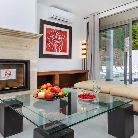 Palmbeach By Interhome Lloret de Mar