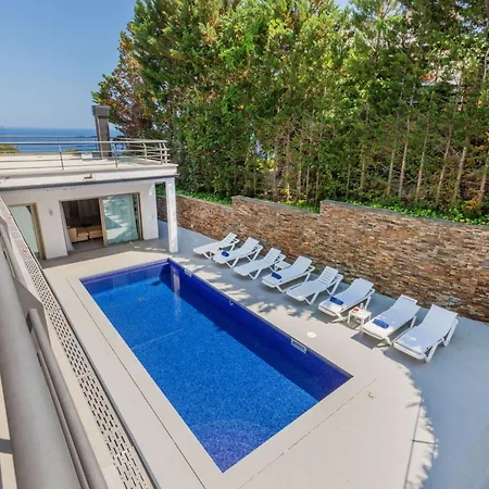 Palmbeach By Interhome